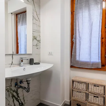 Appartamento Guesthost - Sea View Flat With Balconies Near The *